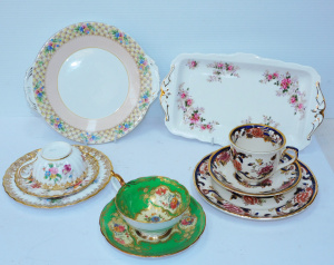 Lot 272 - Group lot Quality English China in Royal Albert Lavender Rose Sandwich
