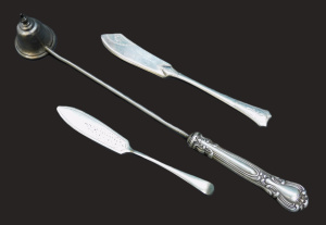 Lot 291 - 3 x Pces Sterling Silver Gorham Sterling Candle snuffer, & 2 Sterl