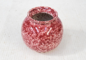 Lot 311 - Vintage Bendigo Australian Pottery vase - Ball shaped w Flared rim Pin