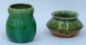 Lot 318 - 2 x Pces vintage Australian Pottery John Campbell green glaze vase 12c