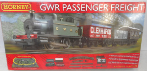 Lot 27 - Boxed complete Hornby GWR Passenger Freight Model Train Set - 00 Gauge