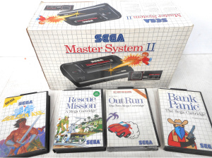 Lot 58 - Original Boxed vintage Sega Master System II with 4 x Games - Golden Ax