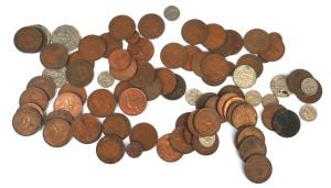 Lot 207 - Group lot of Australian Currency inc Pre Decimal Pennies, Commemorativ