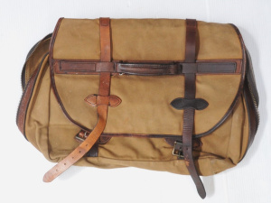 Lot 29 - Vintage Canvas and Leather CC Filson Co Satchel Bag Lot 29 - Vintage Canvas and Leather CC Filson Co Satchel Bag