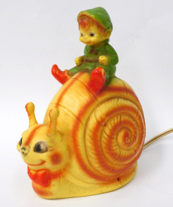 Lot 41 - Vintage Childrens Nursery Light Made By Pan Pacific Plastics Lot 41 - Vintage Childrens Nursery Light Made By Pan Pacific Plastics