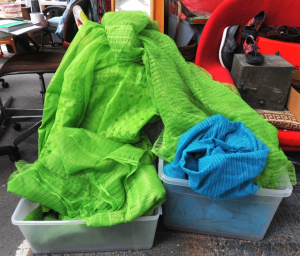Lot 161 - 2 Boxes of Retro Bright Green & Blue Nylon Net Curtains of Differi Lot 161 - 2 Boxes of Retro Bright Green & Blue Nylon Net Curtains of Differi