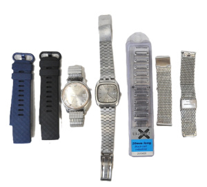 Lot 311 - 2 Vintage Men's Seiko Automatic Watches & Watchbands AF Lot 311 - 2 Vintage Men's Seiko Automatic Watches & Watchbands AF