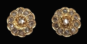 Lot 346 - Pair of vintage 9ct ygold Rosette old mine cut Diamond earrings - TW a Lot 346 - Pair of vintage 9ct ygold Rosette old mine cut Diamond earrings - TW a