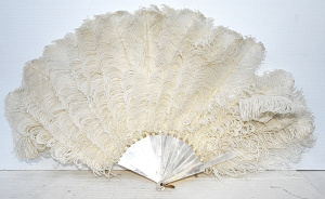 Lot 364 - c1900 mother-of-pearl & white Ostrich feather fan - repair sighted Lot 364 - c1900 mother-of-pearl & white Ostrich feather fan - repair sighted