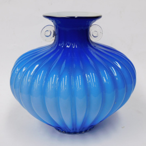 Lot 375 - Vintage Italian Art Glass Vase - Blue & white cased with ribbed ex Lot 375 - Vintage Italian Art Glass Vase - Blue & white cased with ribbed ex