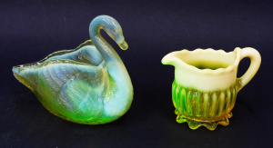 Lot 384 - 2 pces Vintage Citrine Uranium Glass inc Sowerby Swan 9 5cm H & Lot 384 - 2 pces Vintage Citrine Uranium Glass inc Sowerby Swan 9 5cm H &