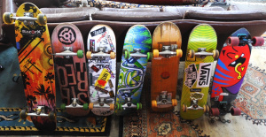 Lot 6 - Group lot - Vintage & Modern Skateboards - Folklore, Stereo, Razor &