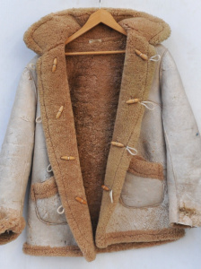 Lot 45 - Vintage 1970s Heavy Lambs Wool Coat Made by Kastoria - Age Wear Sighted