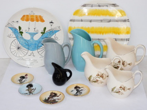Lot 80 - Group lot of Mixed Retro Ceramics inc Picton Hopkins Aust Pottery Jug 1 Lot 80 - Group lot of Mixed Retro Ceramics inc Picton Hopkins Aust Pottery Jug 1