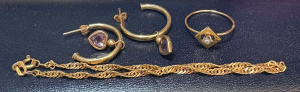 Lot 124 - 3 x pces 9ct gold jewellery - twisted link bracelet, pr open hoop earr