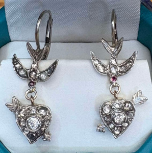 Lot 130 - Pr vintage 18ct white & yellow gold old cut diamond drop earrings Lot 130 - Pr vintage 18ct white & yellow gold old cut diamond drop earrings