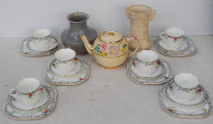 Lot of 1930s English Ceramic Pieces incl Candyware Vase, Six Sets of Heathcote C