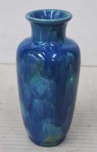 Small vintage Minton Hollins & Co English Art Pottery 'Astra Ware' vase - Mo