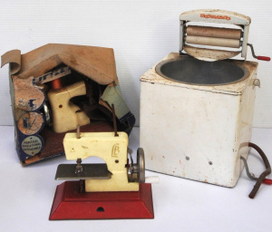 3 x Vintage Kids Minitarure Toy Appliances incl 1960s Boomaroo Toy Ringer Washin