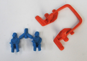 Small Lot of Vintage Accessories from Corgi James Bond 271 incl 2 x Blue Plastic
