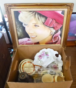 Box lot plus inc 1930s English China - Lemon leaf bowl with raised flowers and G