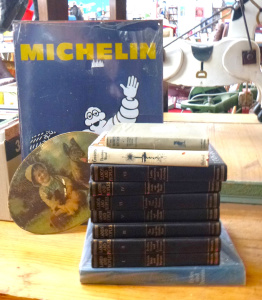 Lot 119 - Group Lot Mixed Vintage Books - incl Royal Doulton Figures, Lands and