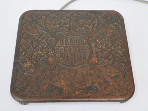 Lot 164 - Vintage HECLA Electric Foot Warmer w Ornate pattern & Modern Power