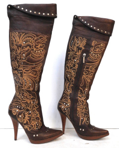 Lot 214 - Vintage Italian Mario Bologna Vero Cuoio Knee-High Ladies Boots - Size