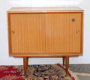 Lot 234 - Retro 1960 70s Australian Made Record Cabinet - Faux wood grain Lamina
