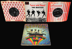 Lot 244 - 4 x Vintage The Beatles 45rpm Vinyl Single Records All on Parlophone L