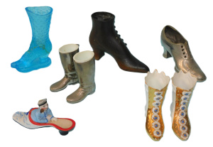 Lot 323 - Group Shoe ornaments inc Pair English Boot Shot Glass Measures 1 &