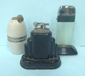 Lot 348 - 3 x stylish Art Deco & modernist table cigarette lighters inc Mack
