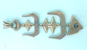 Lot 361 - Mexican sterling silver modernist fish shape pendant with marks sighte