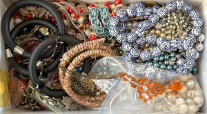 Lot 268 - Box costume jewellery - bangles, hp blue & white chinese beads, br