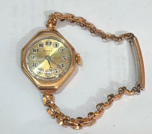 Lot 359 - 1920s Ladies 9ct rose gold cased Rolex watch - working