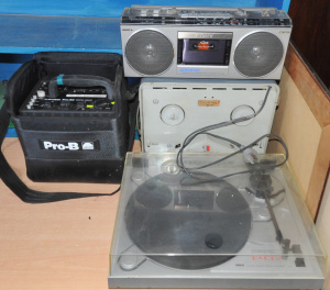 Lot 33 - Lot of Mixed Electrical Items incl Profoto Pro-B3 Studio Portable Flash Lot 33 - Lot of Mixed Electrical Items incl Profoto Pro-B3 Studio Portable Flash