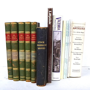 Lot 117 - Box Lot Mixed Vintage Historical Books - incl 'Victoria - A History' b Lot 117 - Box Lot Mixed Vintage Historical Books - incl 'Victoria - A History' b