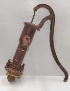 Lot 119 - Vintage Cast Metal W & B Duggan Branded Hand Water Pump Lot 119 - Vintage Cast Metal W & B Duggan Branded Hand Water Pump