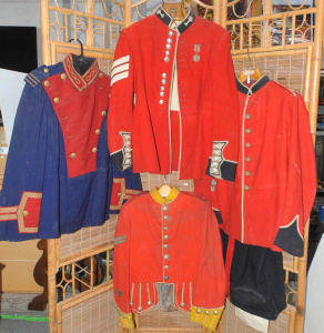 Lot 200 - 4 x Vintage Military Clothing incl Vintage Original Welsh guard Tunic Lot 200 - 4 x Vintage Military Clothing incl Vintage Original Welsh guard Tunic