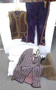 Lot 216 - 2 x boxes - Vintage Ladies Clothing - pairs Edwardian Cami Knickers, 1 Lot 216 - 2 x boxes - Vintage Ladies Clothing - pairs Edwardian Cami Knickers, 1