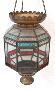 Lot 221 - Vintage Brass & Leadlight Hanging Lantern Light Shade - 35cm H Lot 221 - Vintage Brass & Leadlight Hanging Lantern Light Shade - 35cm H