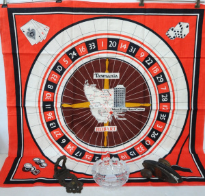 Lot 301 - Small Lot of Vintage Mixed Items incl Toyota Glass Ashtray, Ornate Met Lot 301 - Small Lot of Vintage Mixed Items incl Toyota Glass Ashtray, Ornate Met