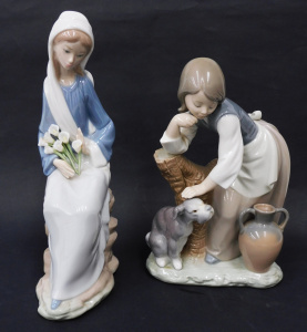 Lot 325 - 2 x Vintage Lladro figures inc Girl with Lillies Model 4972 & Care