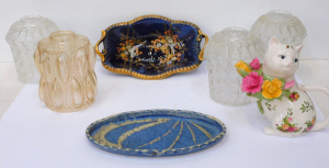 Lot 326 - Group lot Ceramics & Glass Inc Crown Devon Blue Royale bowl with g