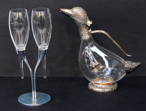 Lot 330 - 2 pces inc Duck Decanter 27cm H & Pair Moet & Chandon Champag Lot 330 - 2 pces inc Duck Decanter 27cm H & Pair Moet & Chandon Champag