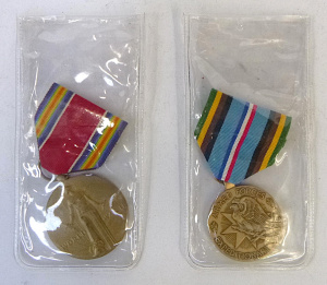 Lot 356 - 2 x US military medals inc World War 2 Victory & the Armed Forces