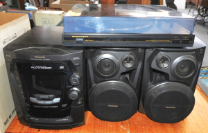 Lot 86 - Lot of Modern Audio Equipment incl Marantz TT-165 Automatic Turntable,