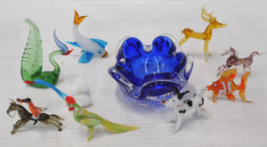 Lot 171 - Grp vintage art glass incl Blue Murano ashtray, 9 animal figures, hunt