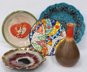 Lot 184 - Group lot Retro MCM Over Seas Ceramics - South African SA Art Pottery Lot 184 - Group lot Retro MCM Over Seas Ceramics - South African SA Art Pottery