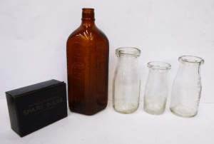 Lot 200 - Small group lot of Vintage Items inc, PMG 1942 metal box - Interchang